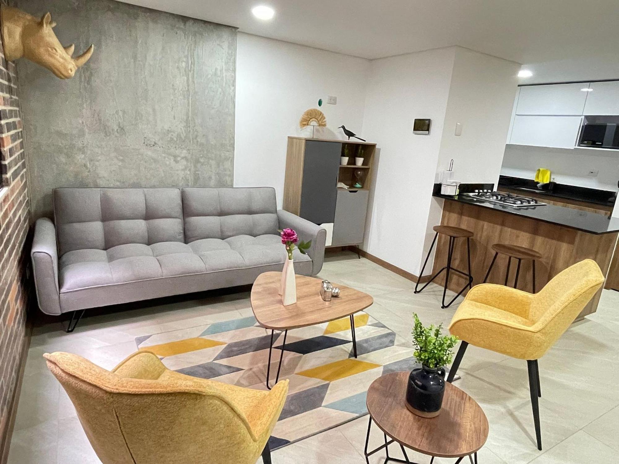 Housinn Co-Living Fatima En เมเดยิน ภายนอก รูปภาพ